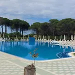 Villa Reina At Perla Resort, Gjiri I Lalezit