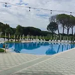 Villa Reina At Perla Resort, Gjiri I Lalezit
